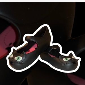 Mini Melissa Ultragirl II
Cat Mary Jane Flat - Black